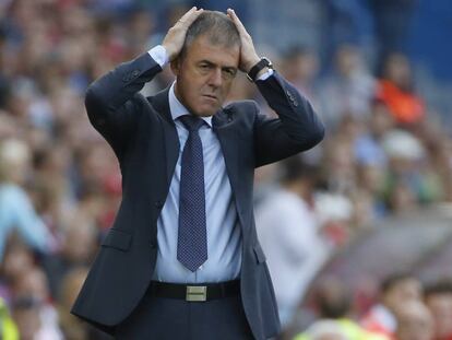 Lucas Alcaraz, entrenador del Granada. 