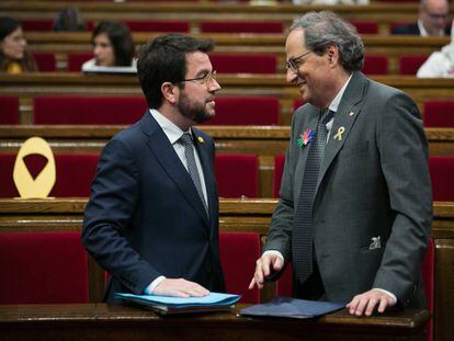 Pere Aragonès i Quim Torra al Parlament en una imatge d'arxiu.