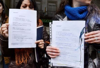 Decenas de mujeres registran su cuerpo en Pontevedra en contra de la ley del aborto