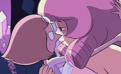 Perla y Rosa Cuarzo de la serie de Cartoon Network 'Steven universe'.