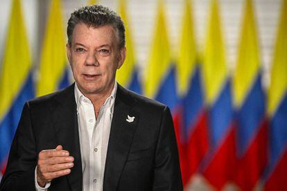 Juan Manuel Santos anuncia la ampliación del calendario de aplicación de los acuerdos de paz.