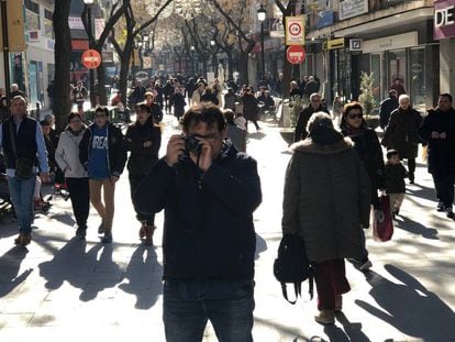 Joaquín Parejo toma una instantánea en las calles de Alcorcón (Madrid).
