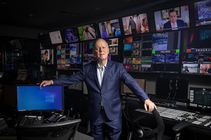 Ciro Gómez Leyva en el estudio donde se produce su noticiero, el 6 de junio de 2023.