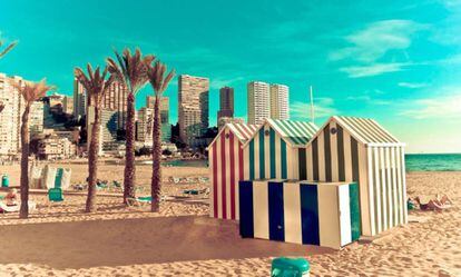 Casetas en la playa de Benidorm.