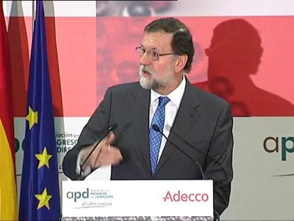 Recepta de Rajoy per fer baixar l’atur: seguir amb les seves mesures i “saber mirar cap a una altra banda”