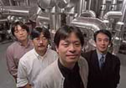 De izquierda a derecha Nojima, Uematsu, kitase y Hashimoto, los creadores de <i>Final Fantasy</i>.