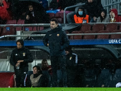 Xavi Hernández, durante el Barcelona-Benfica.