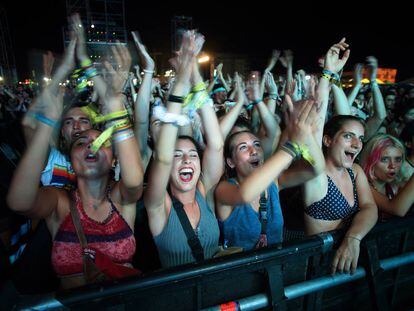 Asistentes en el Arenal Sound.