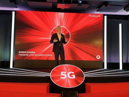 El presidente de Vodafone España, Antonio Coimbra, en la presentación del 5G. En vídeo, declaraciones de Coimbra.