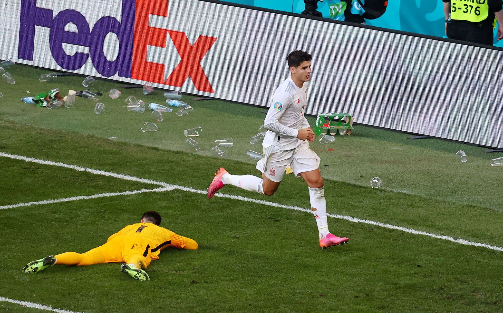 España Italia, balón contra balón Eurocopa de Fútbol 2024 EL PAÍS