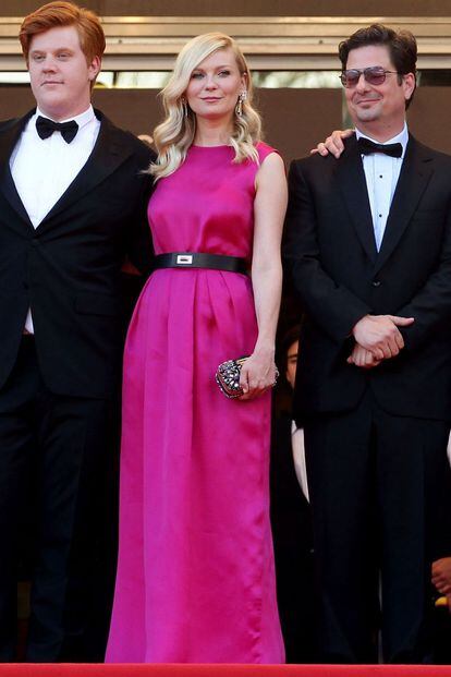 La más elegante de la noche ha sido Kirsten Dunst con este magnífico vestido fucsia de la colección pre-fall de Dior.