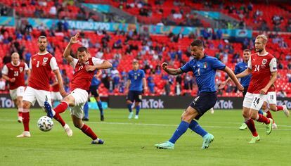 Spinazzola pone un centro en el encuentro ante Austria.