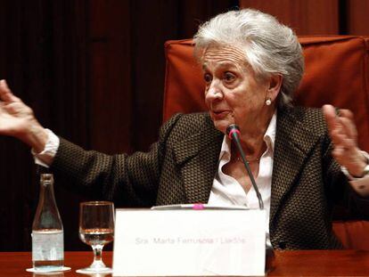 Marta Ferrusola en la comisi&amp;oacute;n parlamentaria sobre su marido, Jordi Pujol, en 2015.
