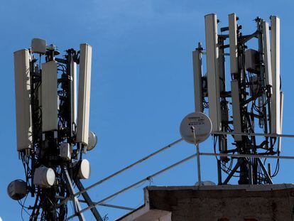 Antenas de telefon&iacute;a m&oacute;vil.