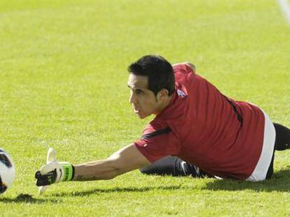 Claudio Bravo.