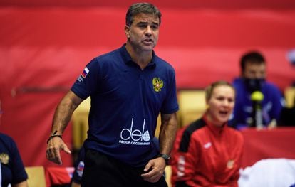 HERNING, DENMARK - DECEMBER 15: Ambros Martín, head coach of Russia in action during the Women's EHF EURO 2020 match beween Denmark and Russia in Jyske Bank Boxen on December 15, 2020 in Herning, Denmark. (Photo by Jan Christensen / FrontzoneSport via Getty Images)