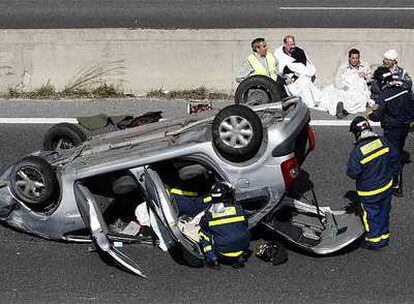 Imagen del coche después del accidente en la M-40.