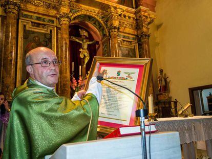 José Manuel Ramos, durante un homenaje que recibió en la parroquia de Tábara (León) el pasado octubre, antes de ser apartado por el Vaticano por abusos a menores.