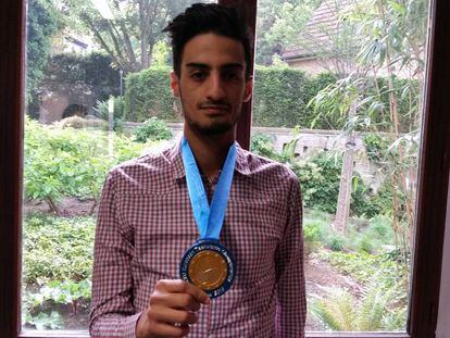 Mourad Laachraoui, campeón de Europa de Taekwondo, en la sede de la federación en Bruselas.