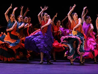 Un momento del espectáculo 'De lo flamenco. Homenaje a Mario Maya', el sábado en el Teatro de la Zarzuela, en Madrid.