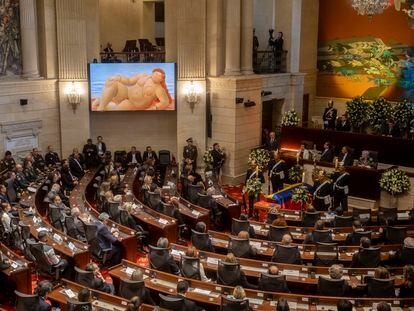 Ceremonia de entrega del cuerpo de Fernando Botero, para su velación en cámara ardiente en el Congreso de la República de Colombia, en Bogotá, Colombia, el 22 de septiembre de 2023.