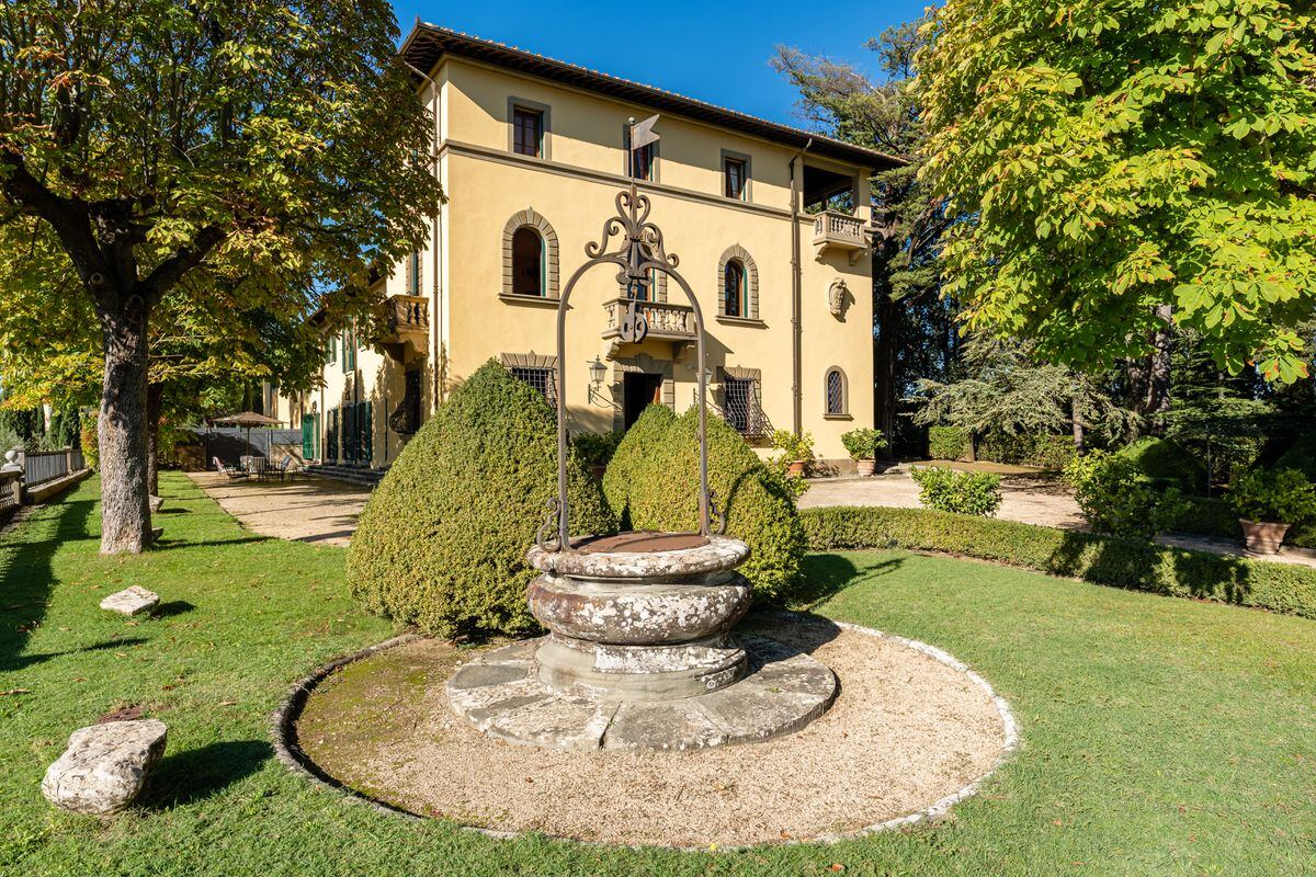 Tre case questa settimana: una villa in Toscana con cappella e cantina per 7,7 milioni |  Attività commerciale