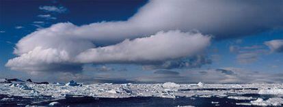 Imagen de la Antártida incluida en la exposición sobre el continente helado que presenta Mireya Masó en Arts Santa Mònica.