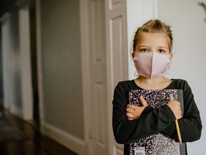 A día de hoy, las mascarillas cubriendo nariz y boca, no permiten acceder a una total expresión facial.