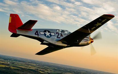 Un P-51 Mustang como los que volaban los aviadores de Tuskegee, reconstruido y puesto en funcionamiento..