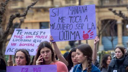 Manifestación del Día de la Mujer en San Sebastián el 8 de marzo.