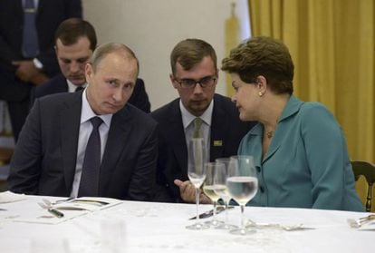 El presidente ruso Vladimir Putin y la brasile&ntilde;a Dilma Rouseff el domingo en R&iacute;o de Janeiro