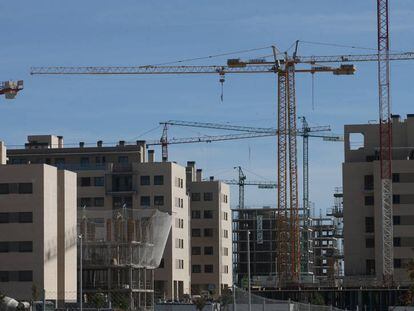 Viviendas en construcción en Madrid.