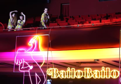 Acción de Lydia Fairén y Marco Martinelli en el cine Capitol de Madrid.