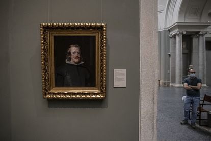 'Felipe IV, anciano', de Velázquez. La visita se hará previa toma de la temperatura del público y el uso de mascarilla es obligatorio.
