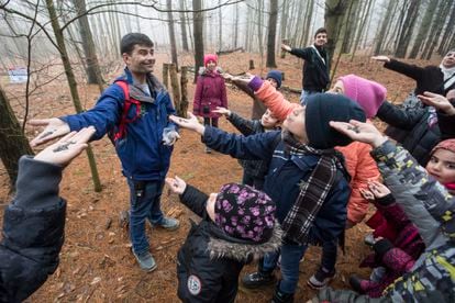 Syrische Flüchtlingskinder während einer Klassenfahrt in Toronto (Kanada).