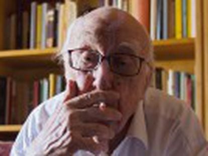 A sus 90 años, el autor conserva intactos sus ideales de izquierdas y su escepticismo
