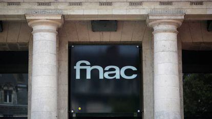 Logo de Fnac en una de sus tiendas en Francia.
