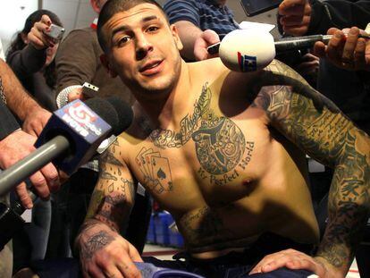 Aaron Hernandez después de jugar un partido con los New England Patriots en 2012, un año antes de ser detenido. En vídeo, tráiler de 'La mente de un asesino: Aaron Hernández'.