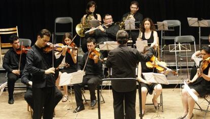 Un concierto del festival Residències de Godella, dirigido por Joan Enric Lluna.