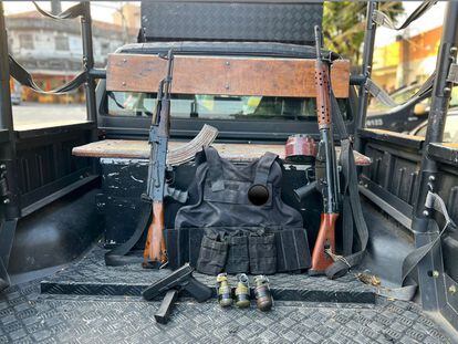 Armamento decomisado por la Policía Militar en Río de Janeiro, Brasil.