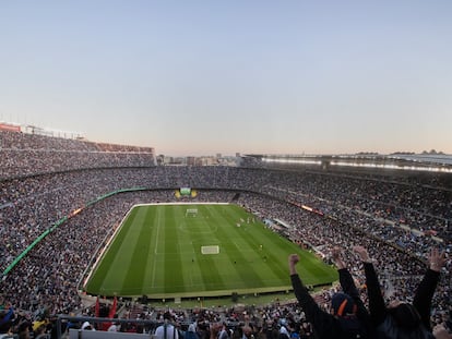 El Camp Nou con los 92.522 espectadores que asistían este domingo a la final de la Kings League.