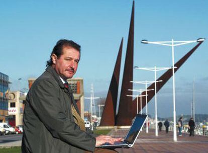 Víctor Solla, responsable del proyecto Wi-Fi en Avilés.