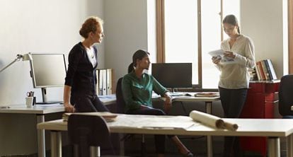 De cada mil europeas licenciadas, 29 tienen un título en TIC.