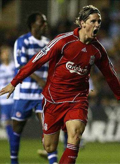 Fernando Torres celebra uno de sus goles