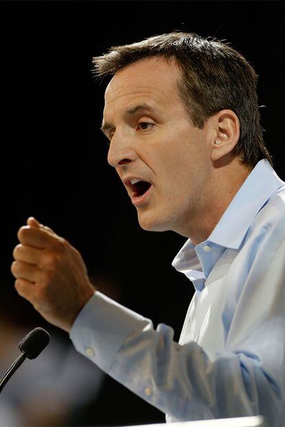 El gobernador de Minnesota, Tim Pawlenty, durante un discurso ante los militantes republicanos antes del sondeo de Iowa.