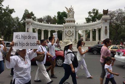 Los padres del 'Caso Matatena' se manifestaron en la Ciudad de México.