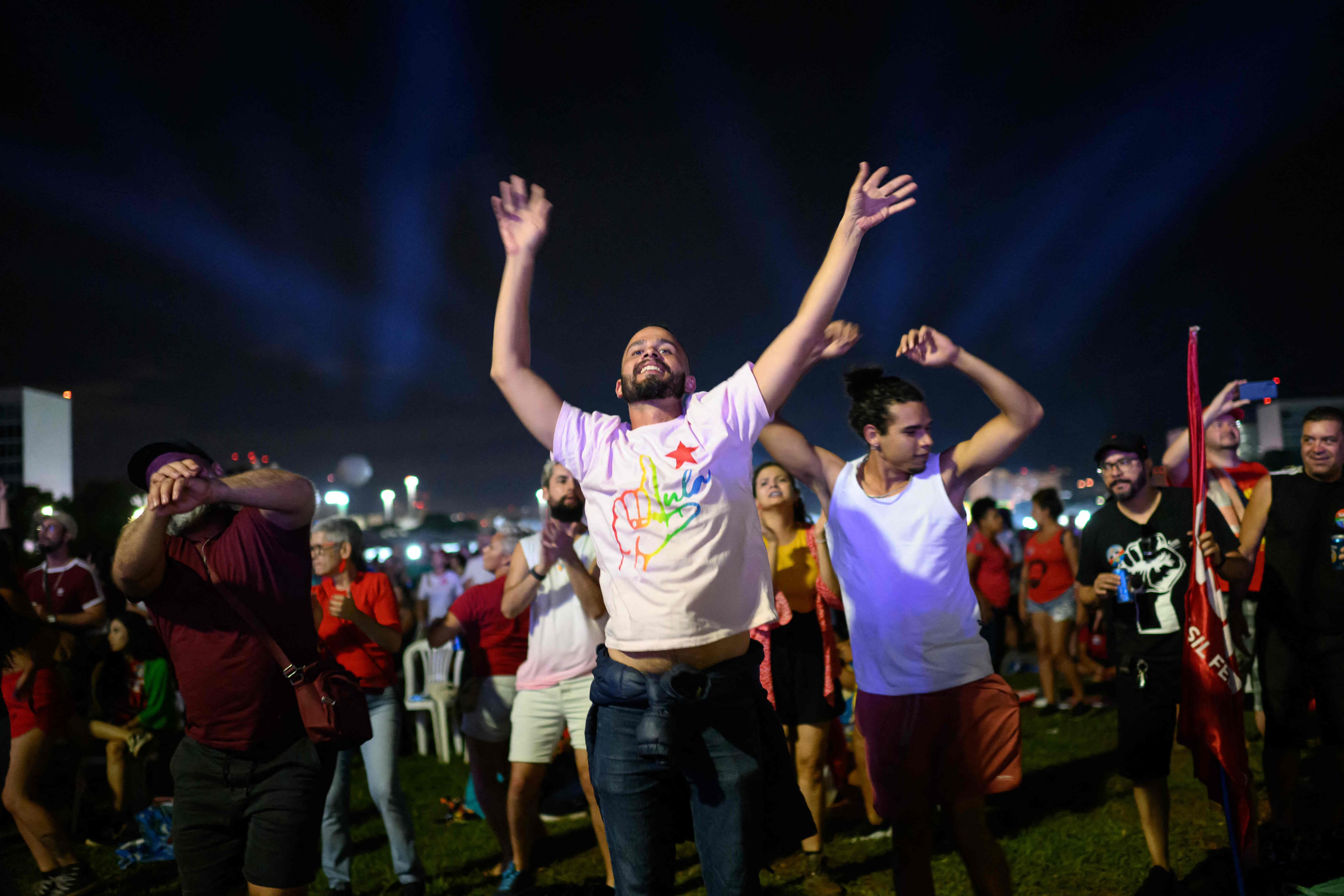 Seguidores de Lula da Silva participan del Festival del Futuro, en la Explanada de los Ministerios, en Brasilia