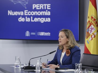 La vicepresidenta primera y ministra de Asuntos Económicos y Transformación Digital, Nadia Calviño, en la rueda de prensa tras el Consejo de Ministros.