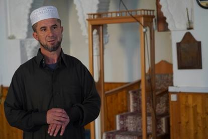 Mohamed Benaabud, de 46 años, imán de la mezquita de la Cañada.