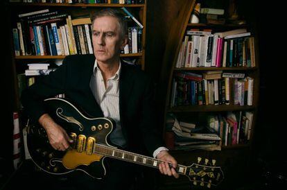 Robert Forster.